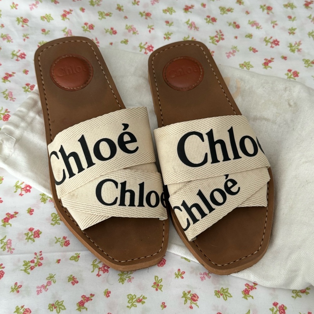 Chloé Cream Logo Woody Slide Sandals